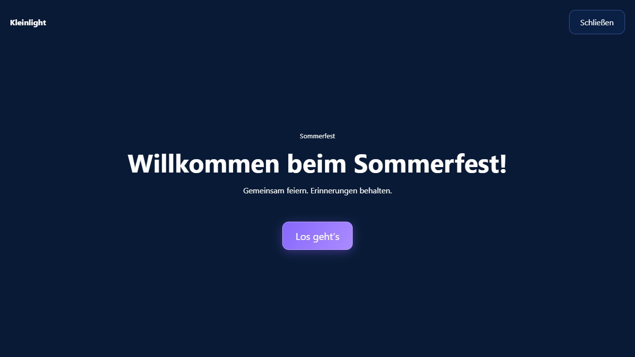 Echte Gästeansicht der Fotobox mit persönlicher Begrüßung und großem Startbutton